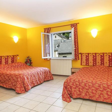 Auberge De L'Isard Сен-Дени Экстерьер фото