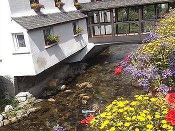 Auberge De L'Isard Сен-Дени Экстерьер фото